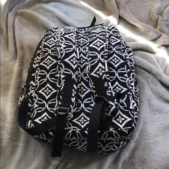 Vera Bradley backpack - Picture 2 of 3